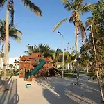 Noor Plaza Beach Furnished Flats
